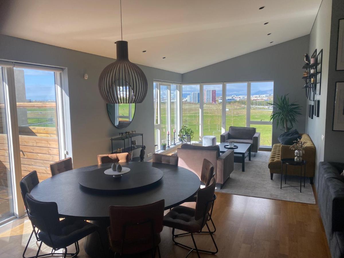 Villa With A View 雷克雅維克 外观 照片
