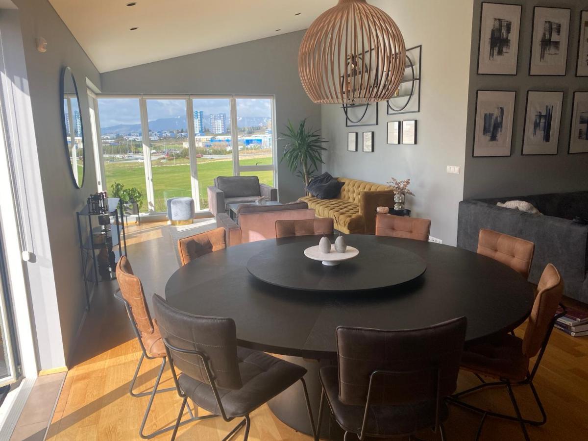 Villa With A View 雷克雅維克 外观 照片