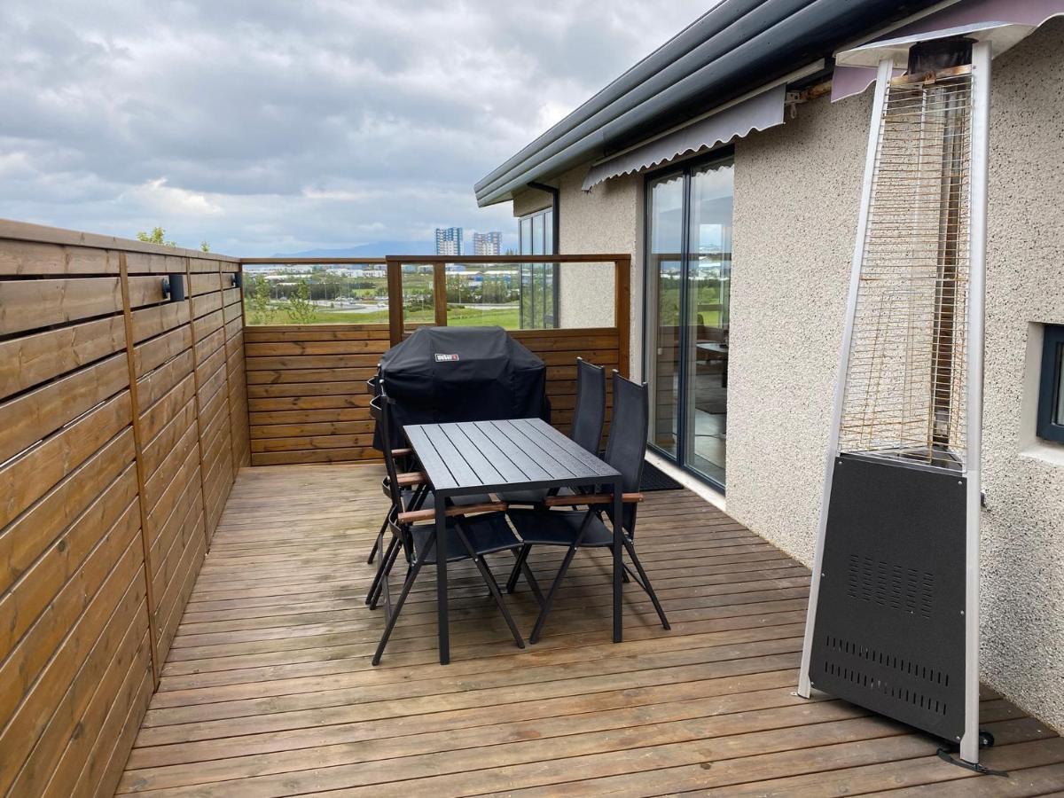 Villa With A View 雷克雅維克 外观 照片